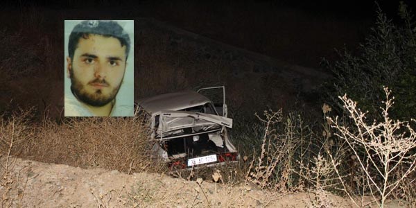 Otomobil şarampole yuvarlandı: 1 ölü, 1 yaralı