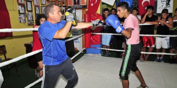 G�nd�z kaportac�da ak�am milli tak�mda