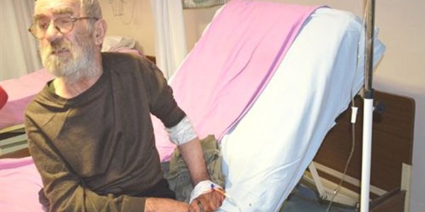 Yaşlı adama fareler saldırdı