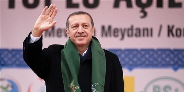 Erdoğan'ın masasındaki son 3 anket!/ Video