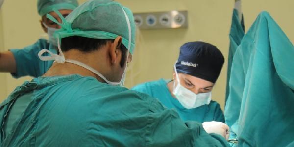 Güvercin göğsüne ameliyatlı çözüm