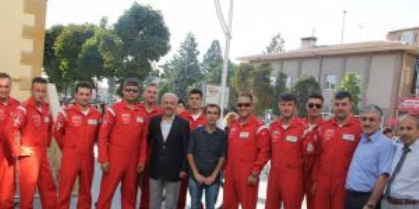 Türk Yıldızları'ndan Çorum Belediyesi'ne ziyaret