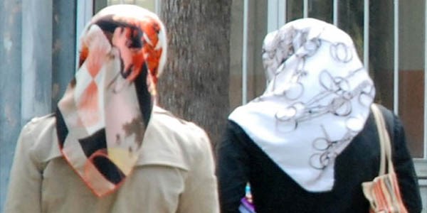 Demokratikleşme paketinde başörtüsü sorunu çözülüyor