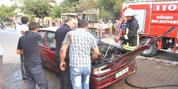 Yanan LPG'li araç mahalle sakinlerini korkuttu