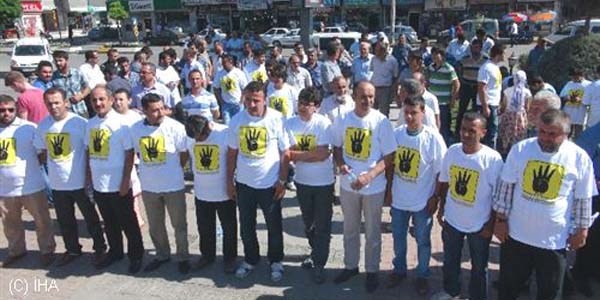 Öğretmenler ve öğrencileri Mısır olaylarını kınadı