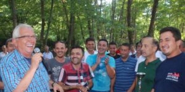 Ereğli Belediyesi personeli ve aileleri piknikte doyasıya eğlend