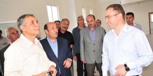 ��adam� Oru� yapt�rd��� y�ksekokul binas�n� inceledi