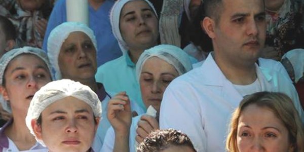 Öldürülen kadın memur için tören düzenlendi