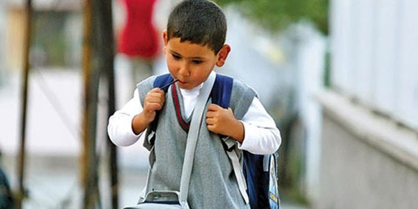 Çocuğunuzu 'okullar açılıyor' diye korkutmayın