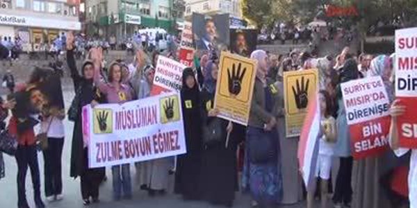 Yozgat'ta Sisi ve Esad protesto edildi