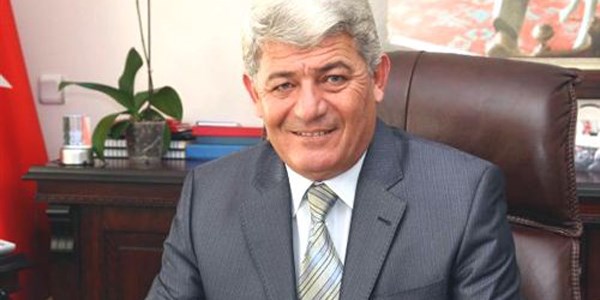 3 belde belediye ba�kan� DP'den istifa etti