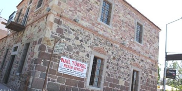 Çandarlı'da tarihi fabrika kültür evi oldu