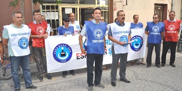 ��KUR �n�nde eylem