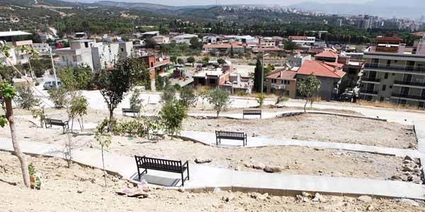 Bornova Belediyesi'nden 11 dönümlük park