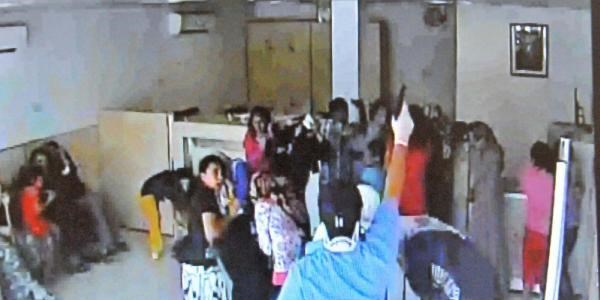Silahlı gasp sanığı: Suçum olay yerinden geçmek