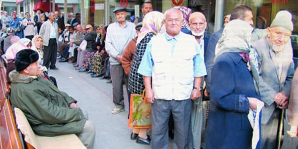 İşsiz dönemi borçlanarak emekli olabilir miyim?