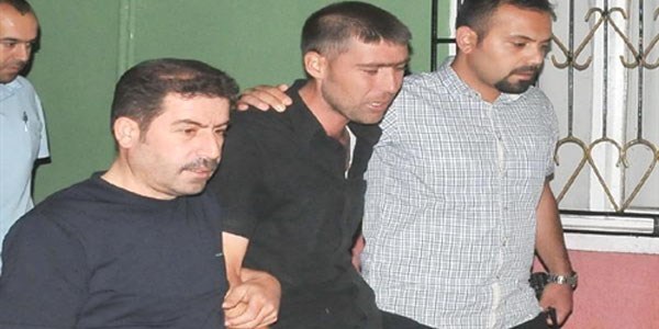 Çocukları için marketten yiyecek çalmış