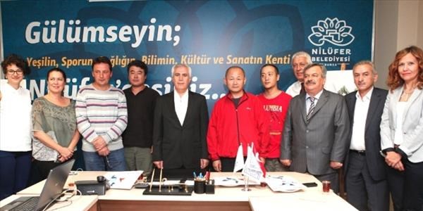 Nilüfer'e özgürlük heykelleri