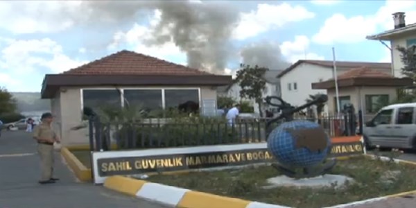 Sahil Güvenlik Komutanlığı'nda patlama ve yangın/Video