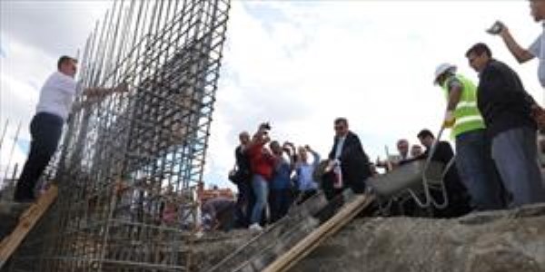 Tavşanlı İmam Hatip Lisesi'nin temeli törenle atıldı