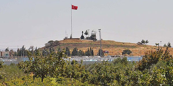 Uçaksavar ve füze rampaları Suriye sınırında