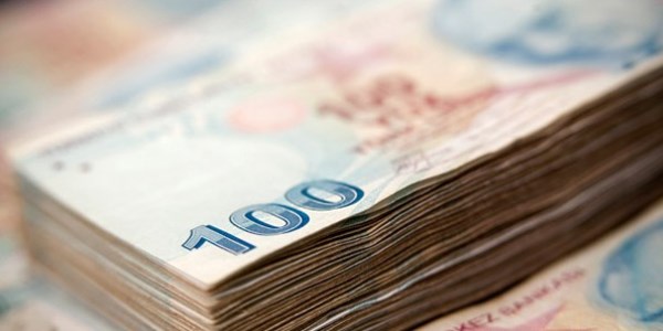 Çaldığı parayı geri gönderdi
