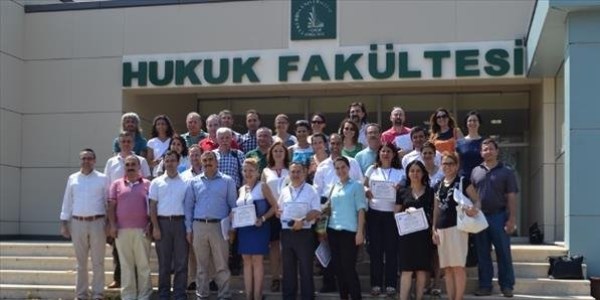 ÇÜ'de avukatlara arabuluculuk eğitimi