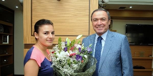 Windows Yar��mas�'nda d�nya ikincisi oldu