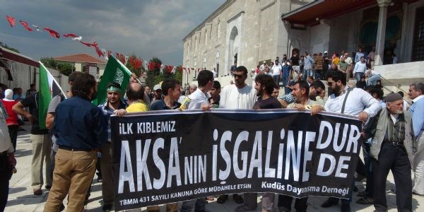Cuma sonrası gerginlik