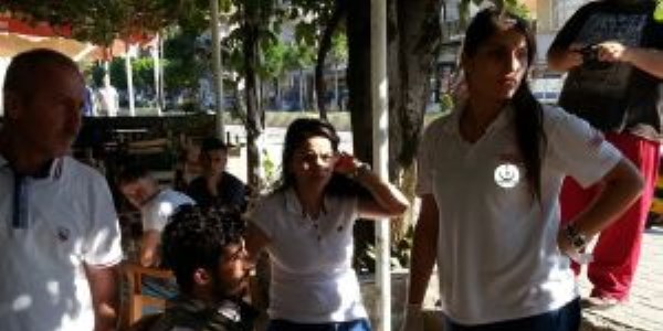 Sara nöbeti geçiren dilenci hastaneye kaldırıldı