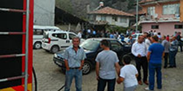 Düğün salonunda yangın paniği