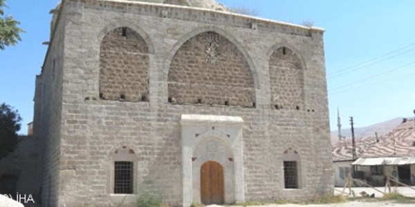 Tahoron Kilisesi in Kalknma Bakanl'ndan denek