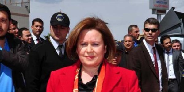 Ak Partili kad�n milletvekiline hakaretten avukata 2 y�l hapis istemi