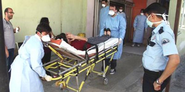Fare zehri yiyen kız için hastane karantinaya alındı