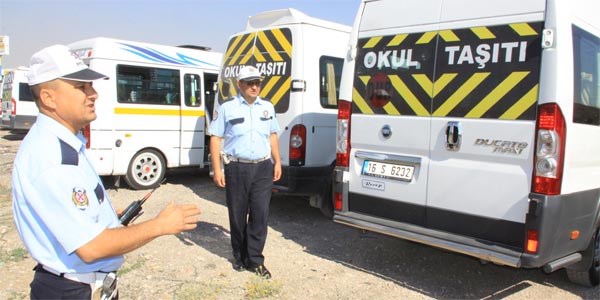 Okul servislerine s�k� denetim