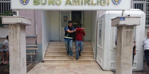 �ekti�i foto�rafla h�rs�z� yakalatt�