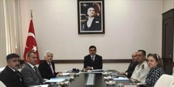 �niversitelere �st d�zey g�venlik