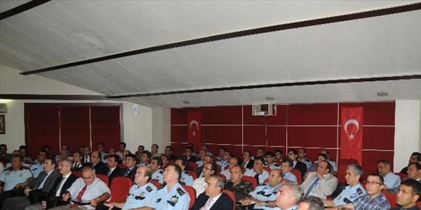 İdari kadroya eğitim semineri