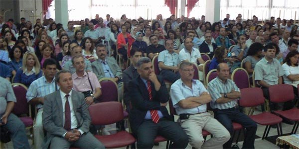 Boz�y�k'te ��retmenlere e�itim semineri