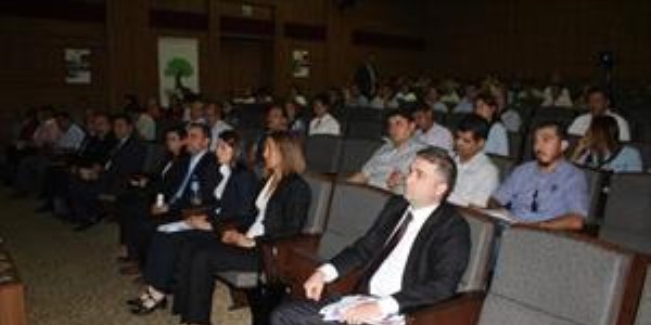�al��ma ve Sosyal G�venlik Bakanl��� bilgilendirme ve e�itim toplant�s� yapt�