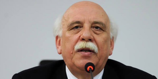 Avc�: �niversitelerimiz uluslararas� rekabete a��k olmal�