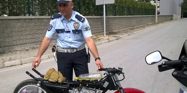Hayalet motosikletin s�r�c�s�ne ceza