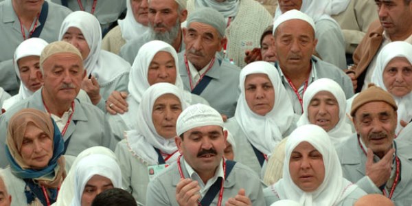 �lk hac� kafilesi dualarla u�urland�