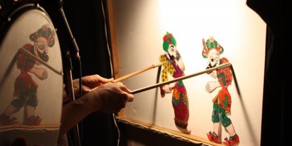 15 yıldır lokantada Hacivat-Karagöz oyunu