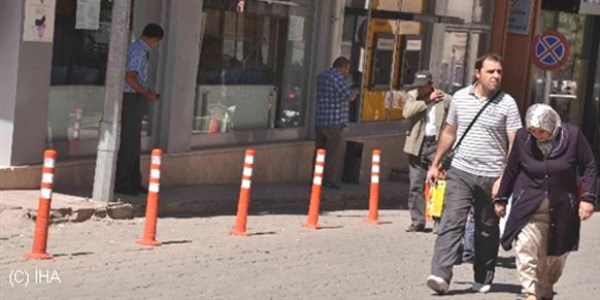 Trafikte sıkışıklığa sabit dubalı önlem