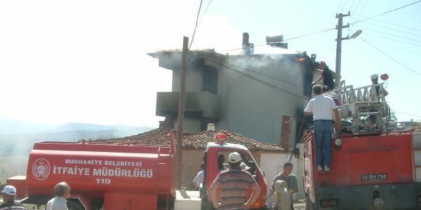 Katil zanl�s� ve a�abeyinin evini yakt�lar