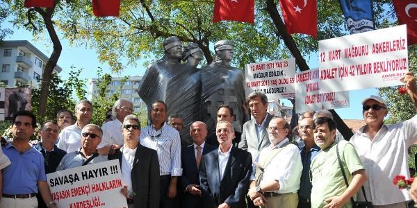 Kadıköy'de işkence mağdurlarına saygı anıtı açıldı