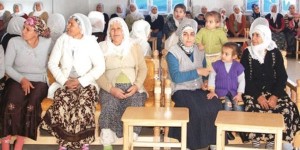 Anadilde eğitim gündemde