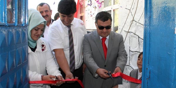 Pasinler'de okul a��l���