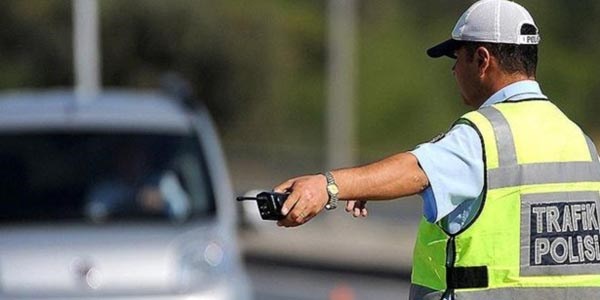 Bomba yüklü araç alarmı